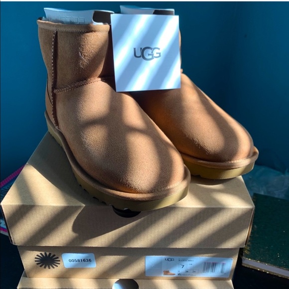 UGG Mini in chestnut - Picture 3 of 5